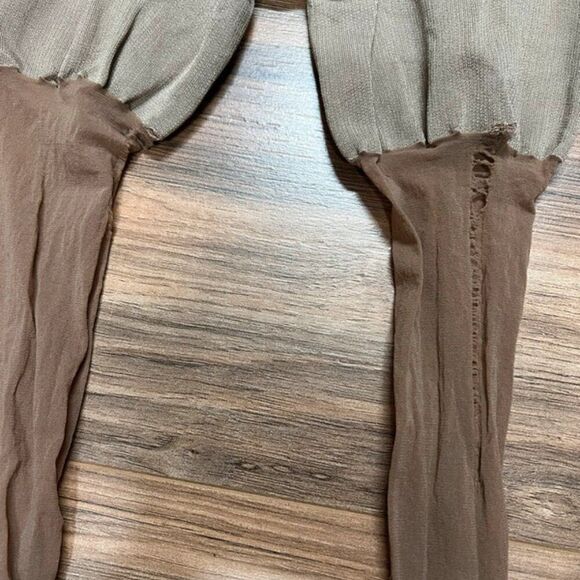 Spanx size C shapewear - Picture 5 of 5